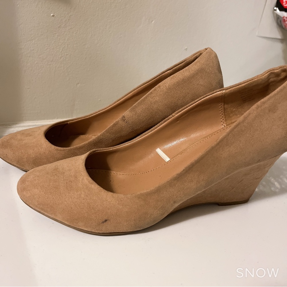 Tan Suede Wedge Pump